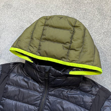 Load image into Gallery viewer, Moncler Hers Navy Size 3