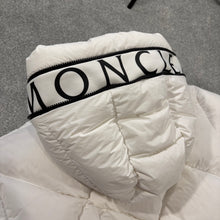 Load image into Gallery viewer, Women’s Moncler Estom White Size 3