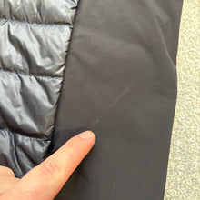 Load image into Gallery viewer, Moncler Hers Navy Size 3