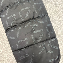 Load image into Gallery viewer, Moncler Pouctal Reversible Jacket Khaki/Black Size 3