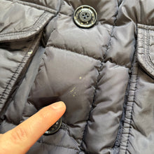 Load image into Gallery viewer, Moncler Cluny Navy Size 2