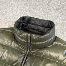 Load image into Gallery viewer, Moncler Pouctal Reversible Jacket Khaki/Black Size 3