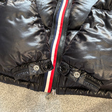 Load image into Gallery viewer, Moncler Montbeliard Black Size 5