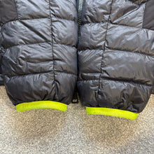 Load image into Gallery viewer, Moncler Hers Navy Size 3