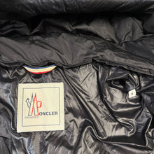 Load image into Gallery viewer, Moncler Grenoble Eggstock Black Size 5