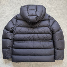 Load image into Gallery viewer, Moncler Bauges Navy Size 3