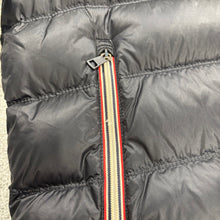 Load image into Gallery viewer, Moncler Gaston Black Size 4