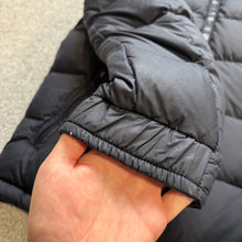 Load image into Gallery viewer, Moncler Chevalier Navy Size 0
