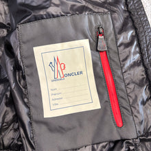 Load image into Gallery viewer, Moncler Grenoble Eggstock Black Size 5