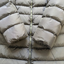 Load image into Gallery viewer, Women’s Moncler Flammette Navy Size 3
