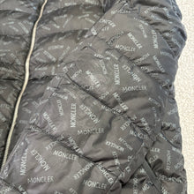 Load image into Gallery viewer, Moncler Pouctal Reversible Jacket Khaki/Black Size 3