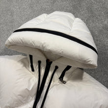 Load image into Gallery viewer, Women’s Moncler Estom White Size 3