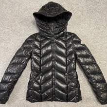 Load image into Gallery viewer, Women’s Moncler Badete Black Size 0
