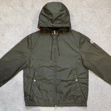 Load image into Gallery viewer, Moncler Grimpeurs Khaki Size 2
