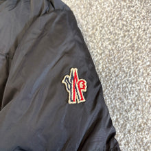 Load image into Gallery viewer, Moncler Grenoble Eggstock Black Size 5
