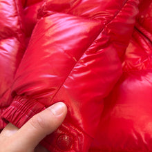 Load image into Gallery viewer, Moncler Ecrins Red Size 3
