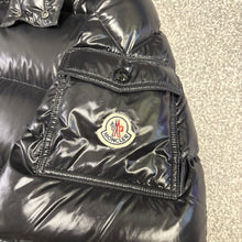 Load image into Gallery viewer, Moncler Maya Black Size 7
