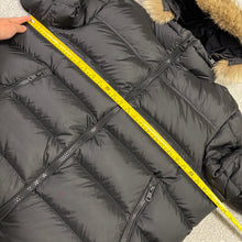 Load image into Gallery viewer, Moncler Marque Black Size 7
