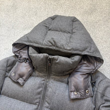 Load image into Gallery viewer, Moncler Montgenevre Grey Size 3
