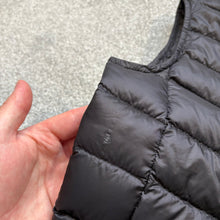 Load image into Gallery viewer, Women’s Moncler Liane Gilet Black Size 0
