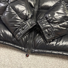 Load image into Gallery viewer, Moncler Maya Black Size 7

