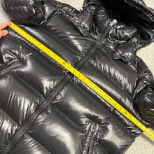 Load image into Gallery viewer, Moncler Maya Black Size 7
