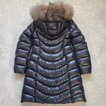 Load image into Gallery viewer, Women’s Moncler Aphia Navy Size 1
