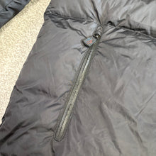 Load image into Gallery viewer, Moncler Grenoble Eggstock Black Size 5
