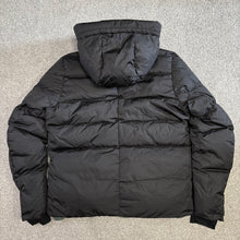 Load image into Gallery viewer, Moncler Grenoble Eggstock Black Size 5
