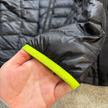 Load image into Gallery viewer, Moncler Hers Navy Size 3
