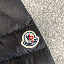 Load image into Gallery viewer, Moncler Daniel Black Size 3
