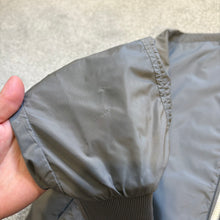 Load image into Gallery viewer, Moncler Miroir Grey Size 3
