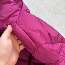 Load image into Gallery viewer, Women’s Moncler Betula Purple Size 4
