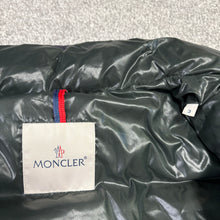 Load image into Gallery viewer, Moncler Balmat Gilet Green &amp; Navy Size 3
