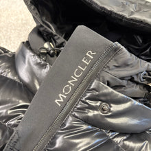 Load image into Gallery viewer, Women’s Moncler Grenoble Bruche Black Size 2
