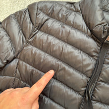 Load image into Gallery viewer, Women’s Moncler Agatelon Black Size 4
