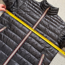 Load image into Gallery viewer, Moncler Daniel Black Size 3
