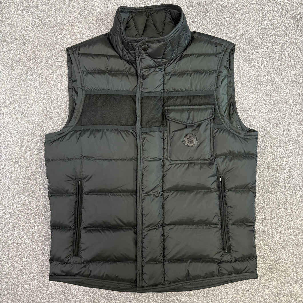 Moncler Athos Gilet Dark Green Size 3