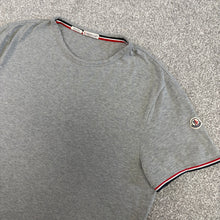Load image into Gallery viewer, Moncler T-Shirt Grey Size XL
