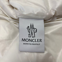 Load image into Gallery viewer, Moncler Parken Gilet Orange Size 4
