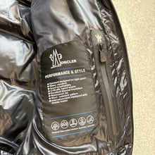 Load image into Gallery viewer, Moncler Grenoble Montgetech Black Size 2
