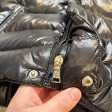 Load image into Gallery viewer, Moncler Tib Gilet Black Age 14
