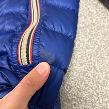 Load image into Gallery viewer, Moncler Daniel Blue Size 3
