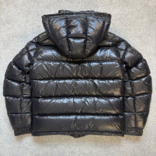 Load image into Gallery viewer, Moncler Maya Black Size 1
