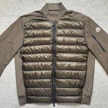 Load image into Gallery viewer, Moncler Ariege Khaki Size 5

