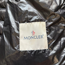 Load image into Gallery viewer, Moncler Daniel Black Size 1
