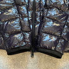 Load image into Gallery viewer, Moncler Agar Navy Size 3
