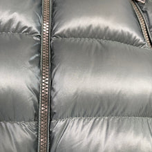 Load image into Gallery viewer, Moncler Jeanbart Emerald Green Size 4
