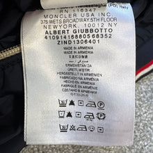 Load image into Gallery viewer, Moncler Albert Navy Size 6
