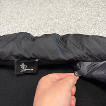 Load image into Gallery viewer, Moncler Grenoble Tricot Black Size XL
